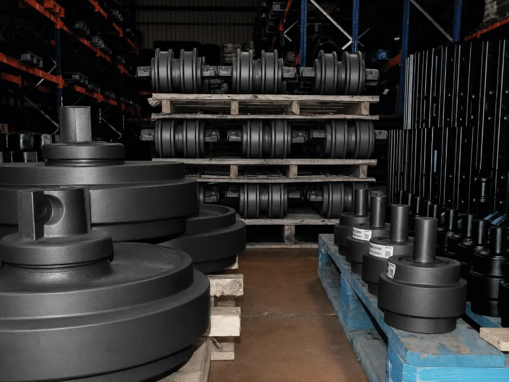 Idlers and rollers in stock